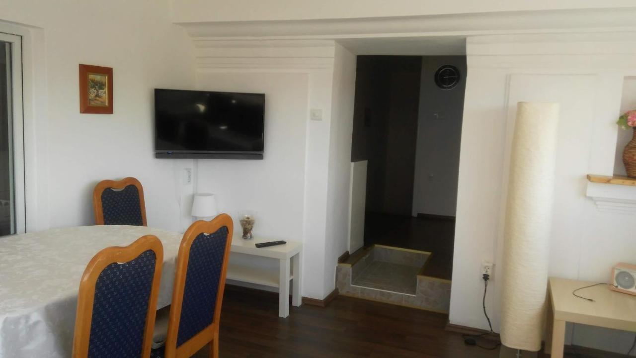 سيلتسي Apartmani Lela المظهر الخارجي الصورة